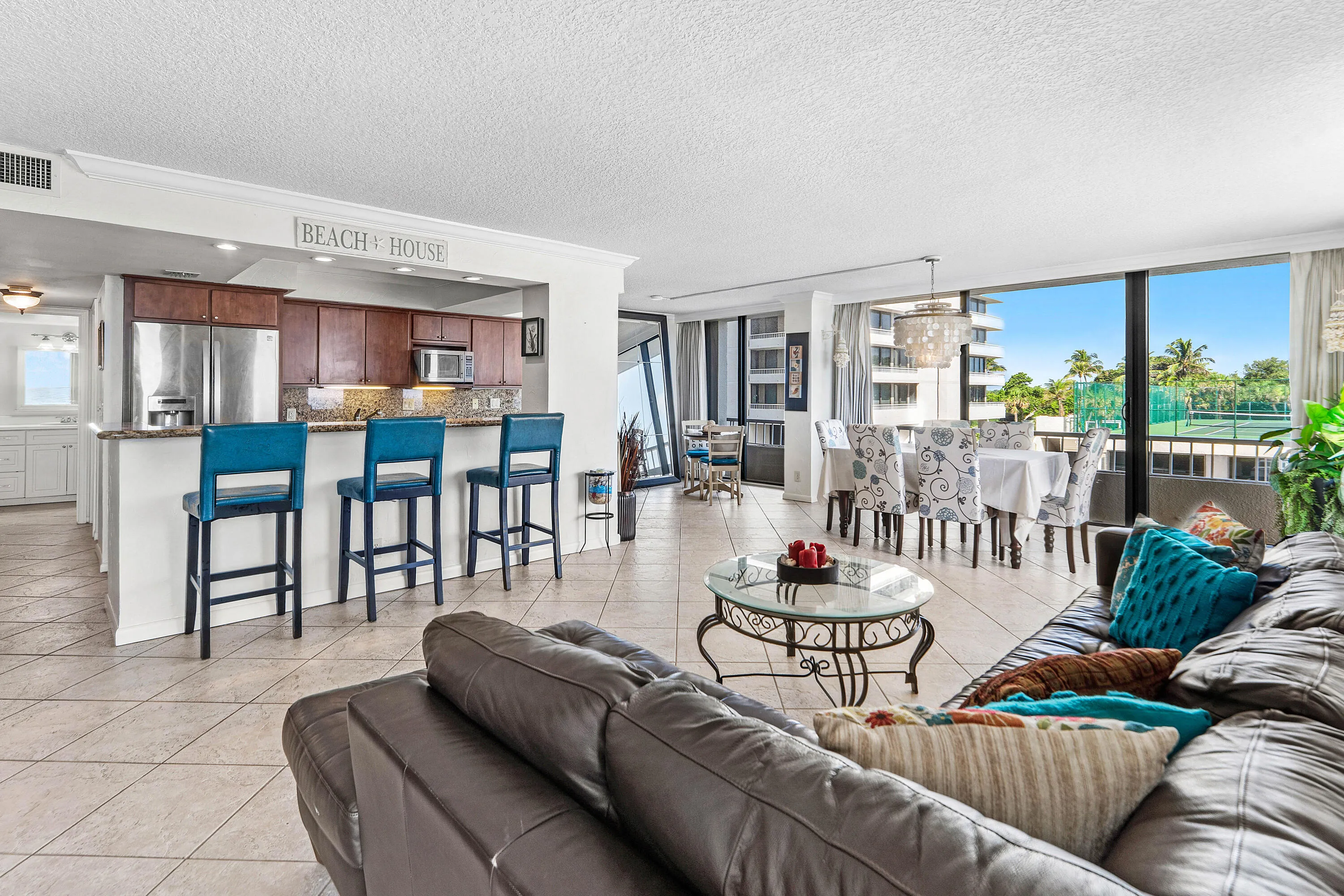 017-5540NorthOceanDrive-1C-RivieraBeach-