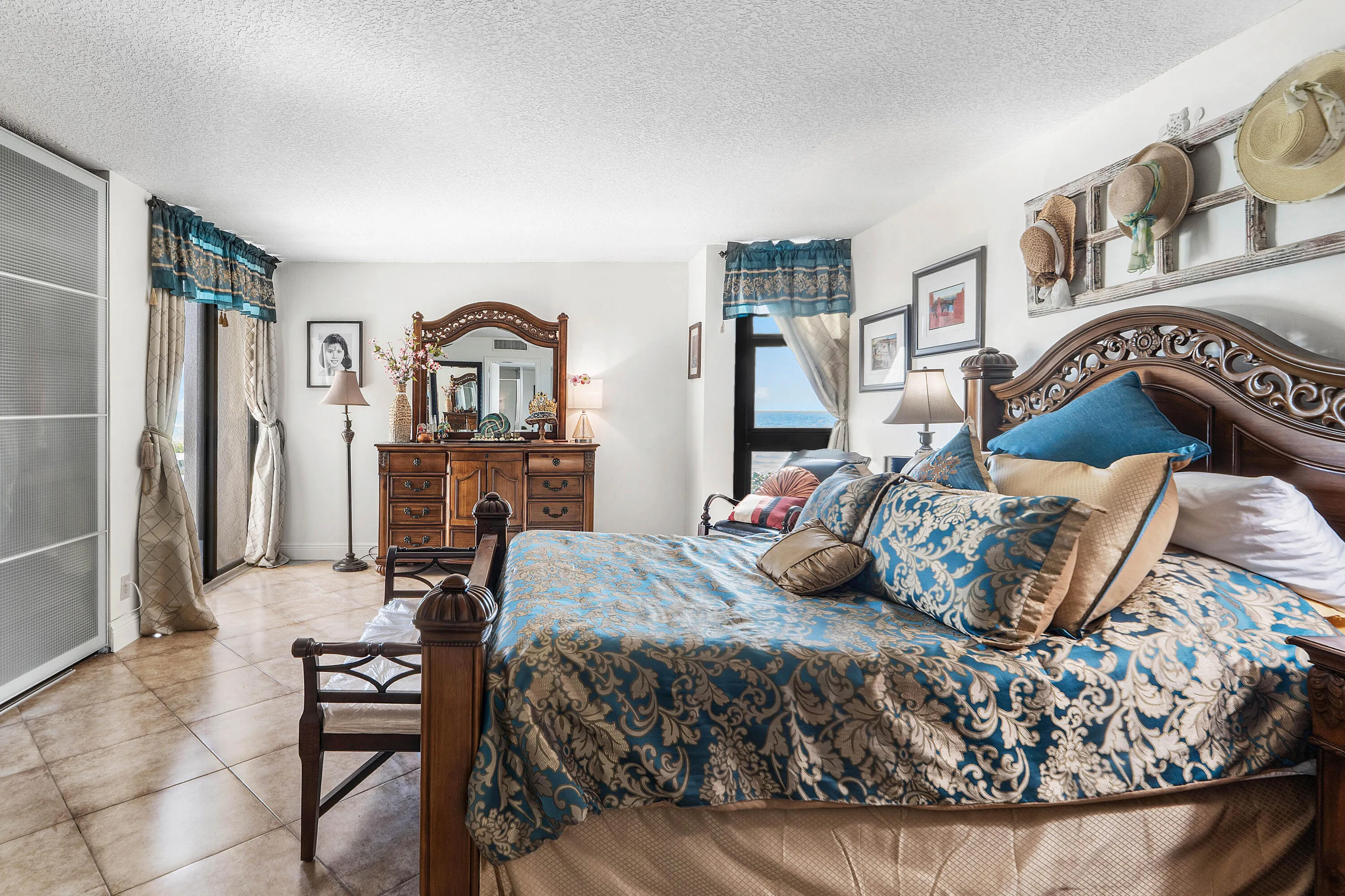 024-5540NorthOceanDrive-1C-RivieraBeach-
