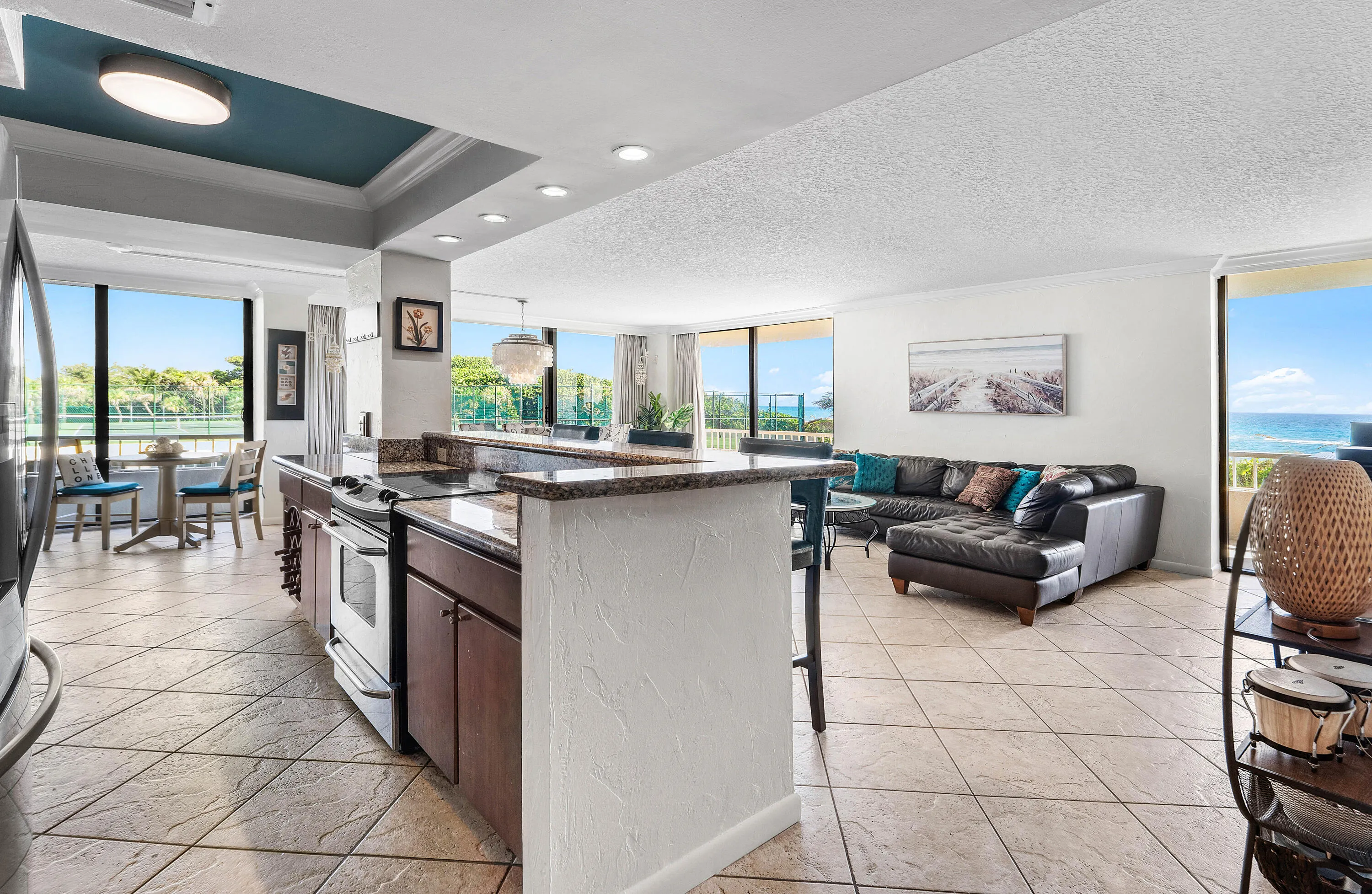 007-5540NorthOceanDrive-1C-RivieraBeach-