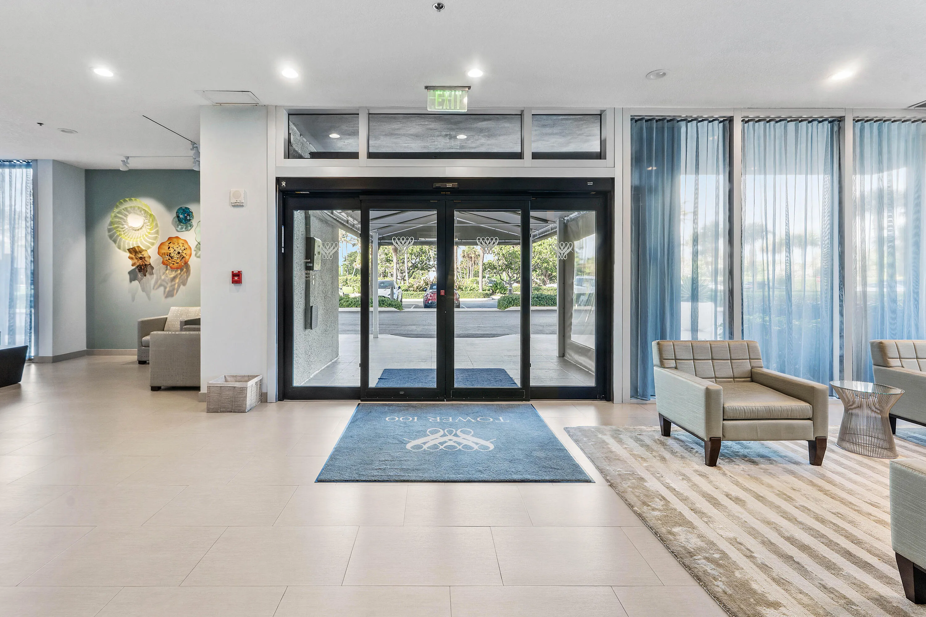 001-5540NorthOceanDrive-1C-RivieraBeach-