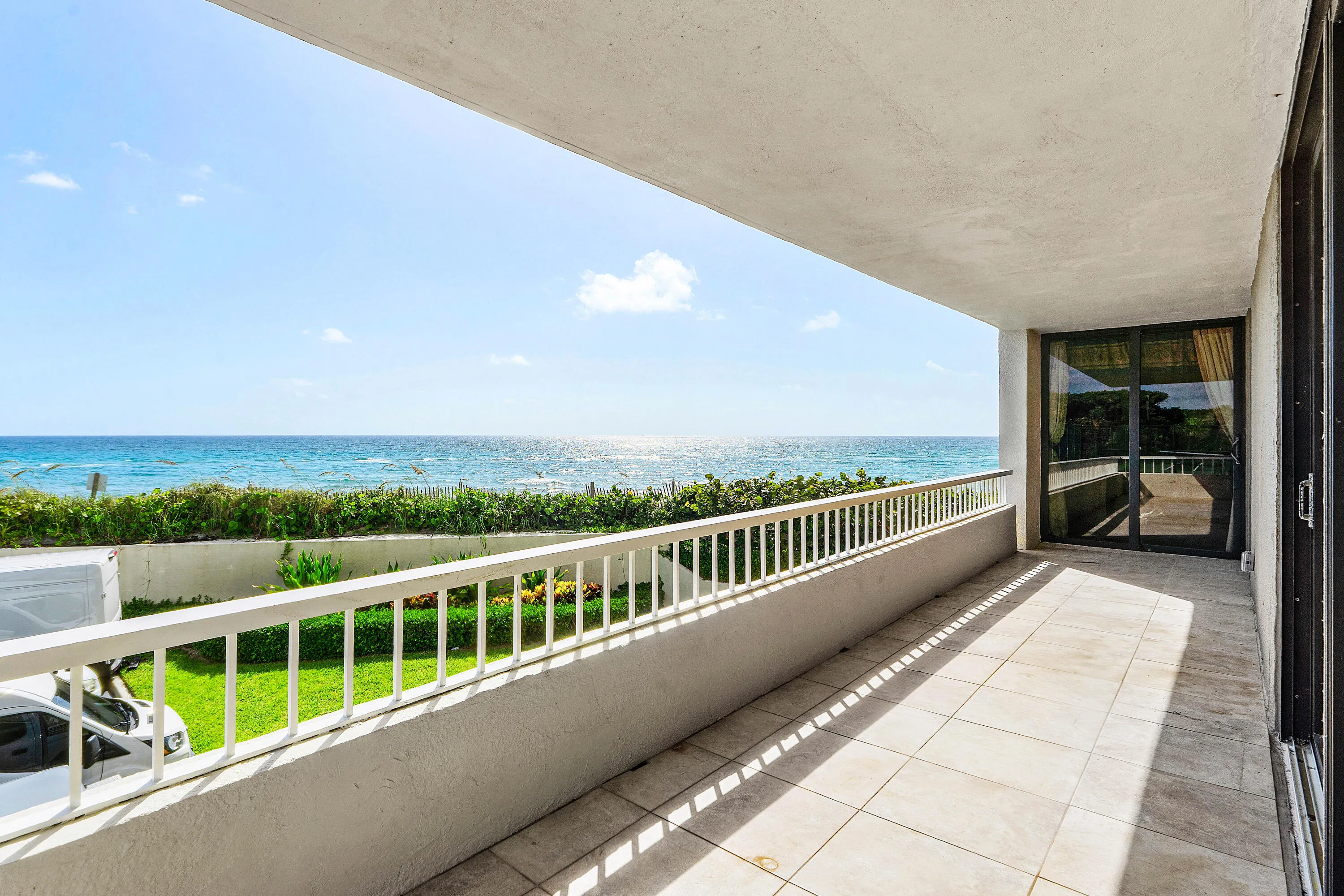 034-5540NorthOceanDrive-1C-RivieraBeach-