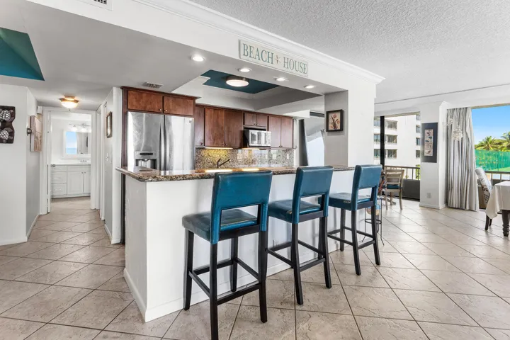 018-5540NorthOceanDrive-1C-RivieraBeach-