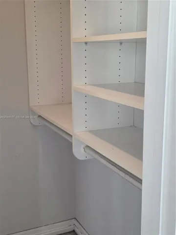 walk-in closet