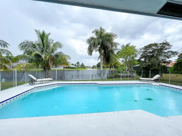pool