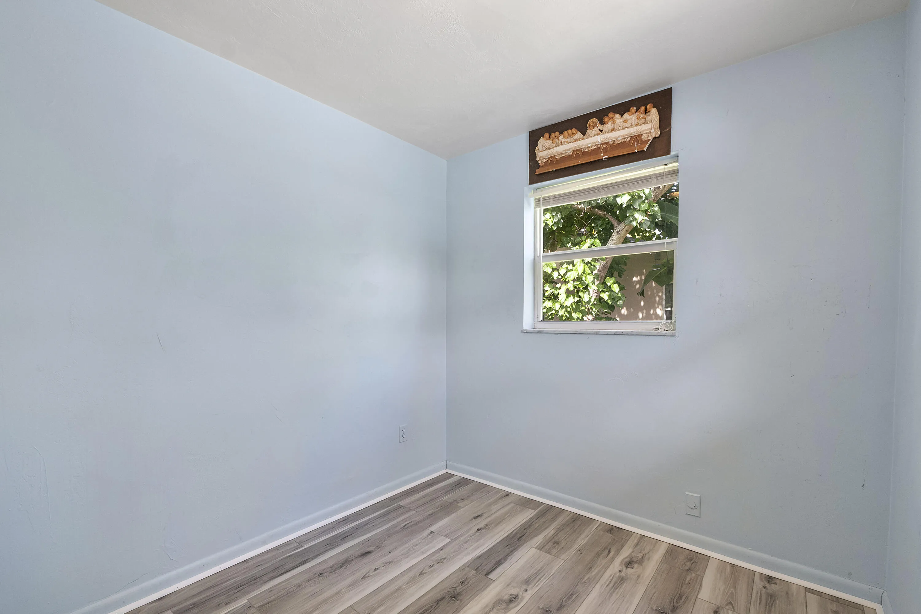 10625 Nw 37th St_040