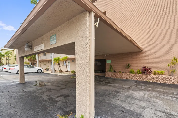 Building 12 | Greenwood
