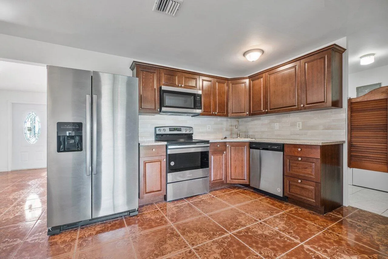 008-4271EmpressStreet-PalmBeachGardens-F