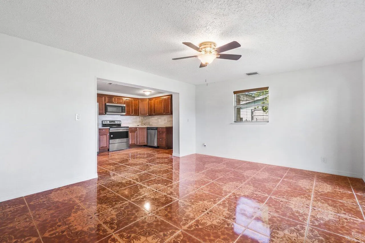 006-4271EmpressStreet-PalmBeachGardens-F