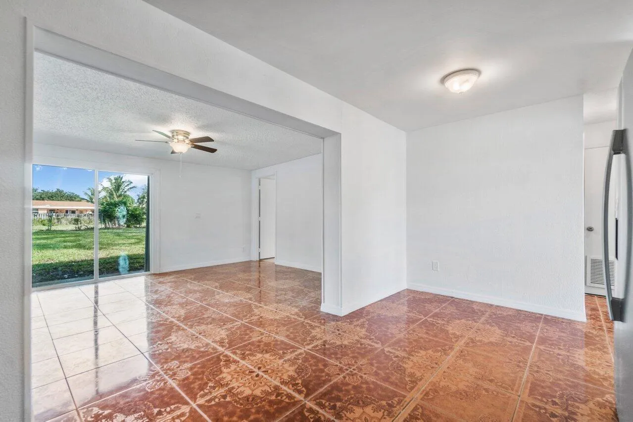 012-4271EmpressStreet-PalmBeachGardens-F