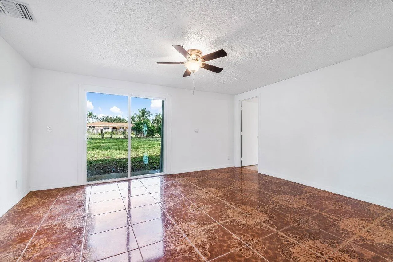 007-4271EmpressStreet-PalmBeachGardens-F