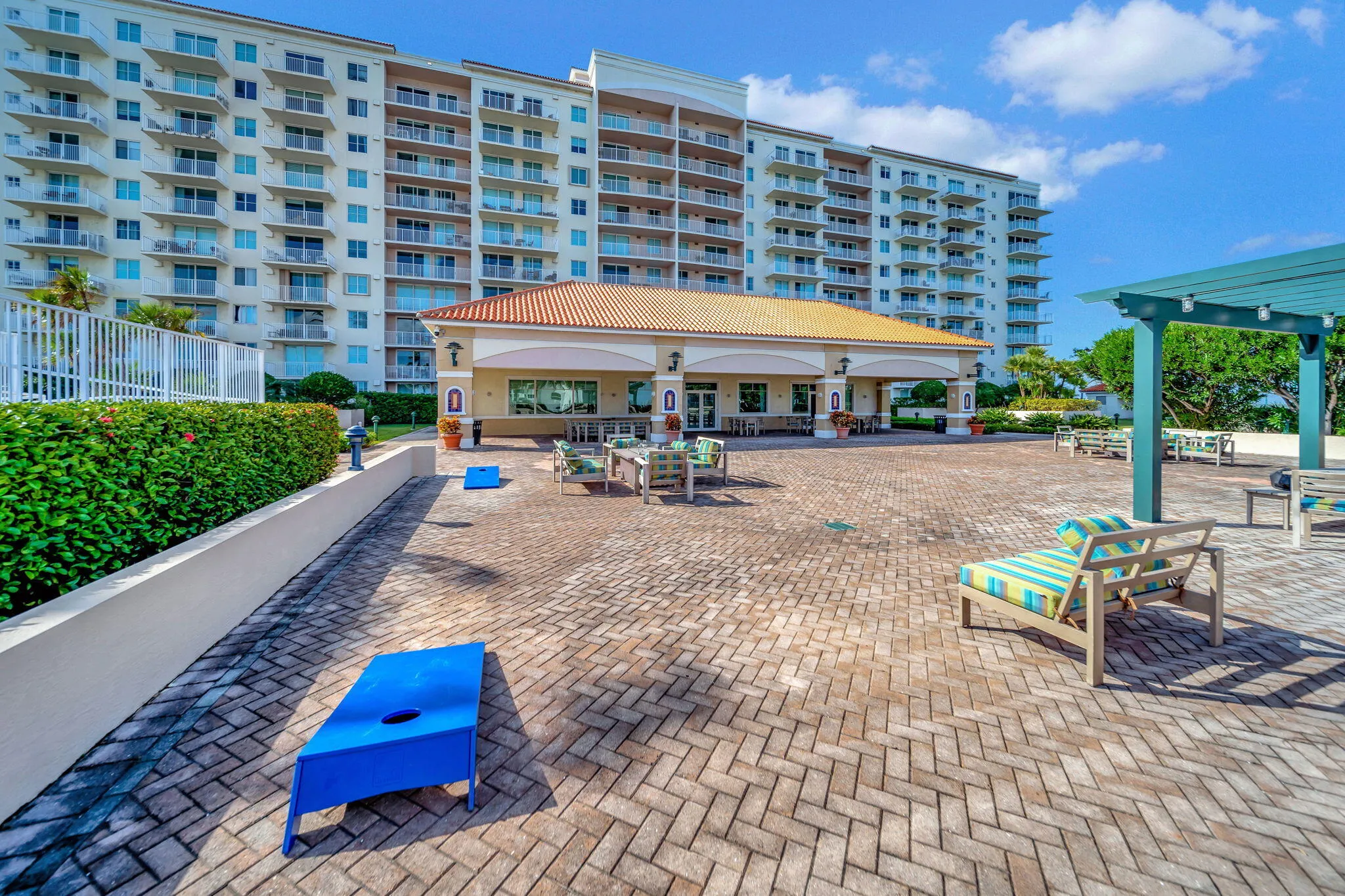 45-web-or-mls-Exterior-15