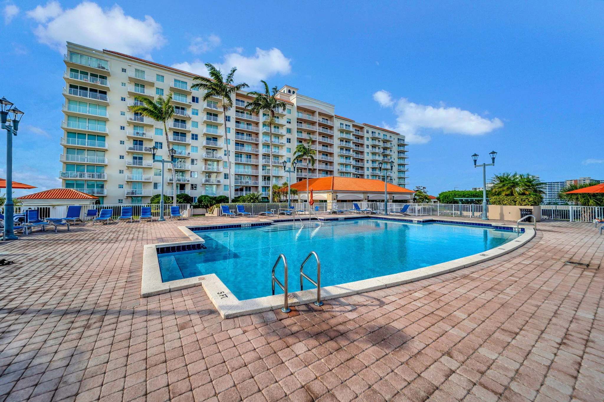 42-web-or-mls-Exterior-18