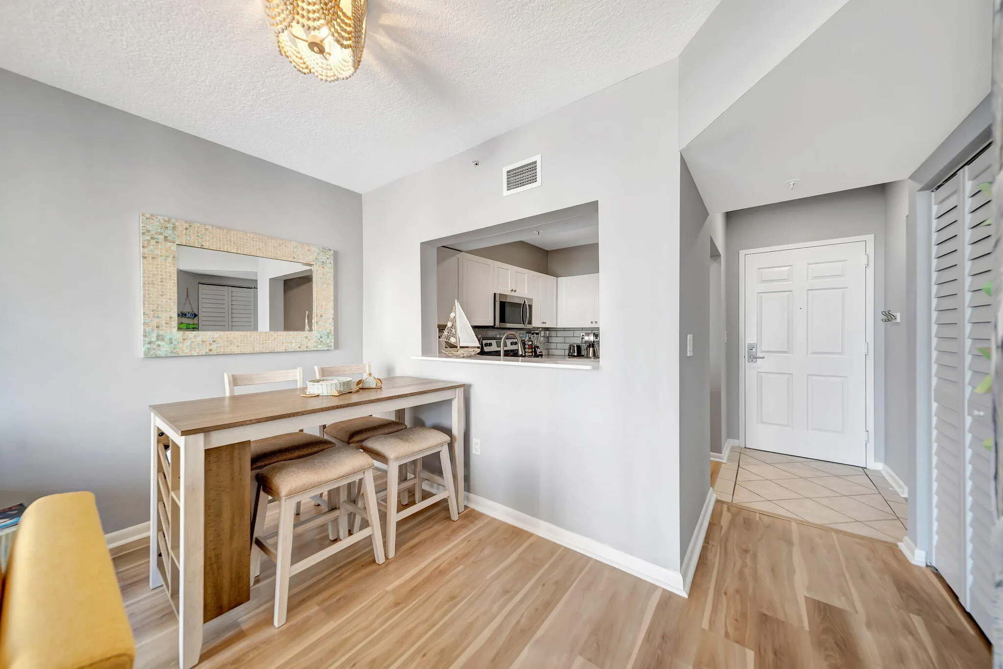 6-web-or-mls-Interior-21