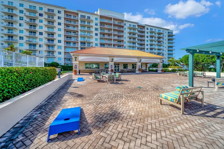 45-web-or-mls-Exterior-15