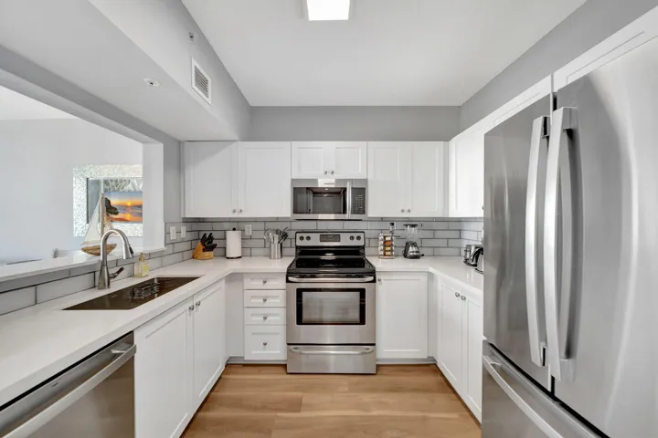 16-web-or-mls-Interior-12