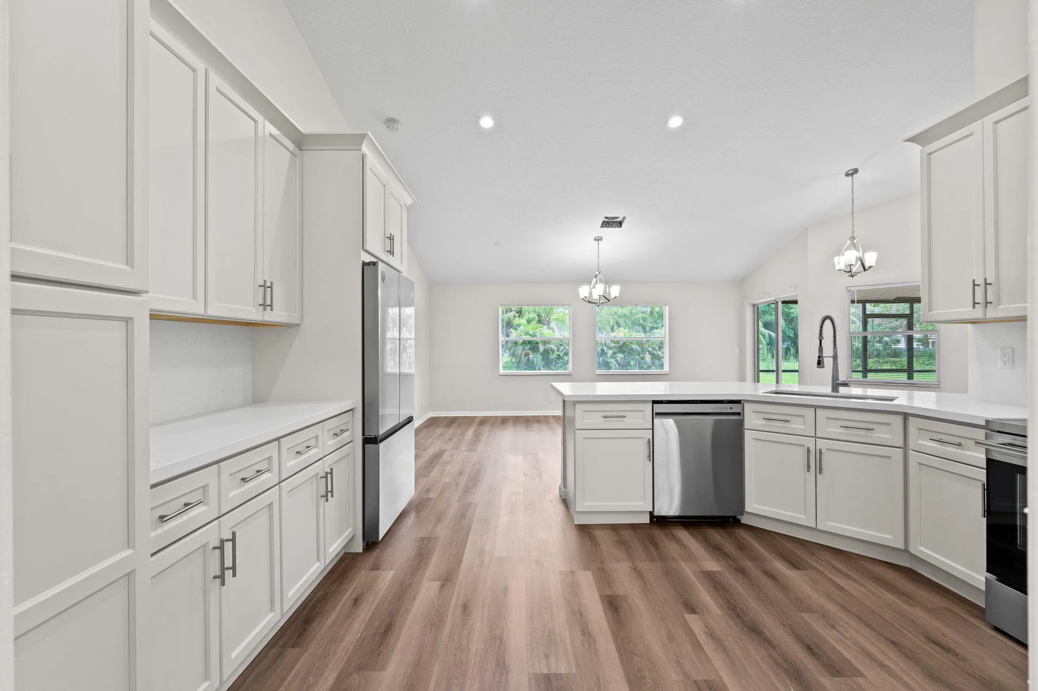 15-web-or-mls-A7409074