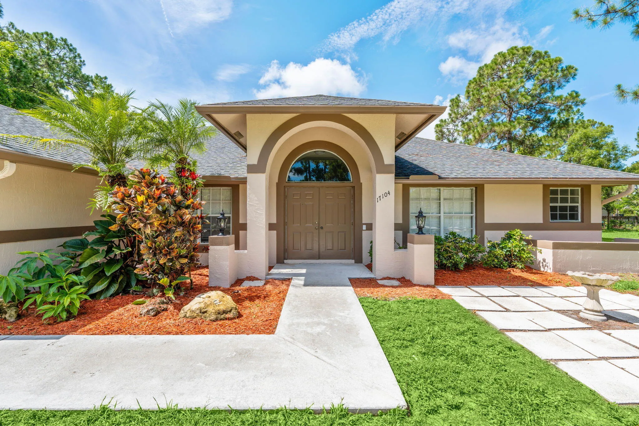5-web-or-mls-A7408591