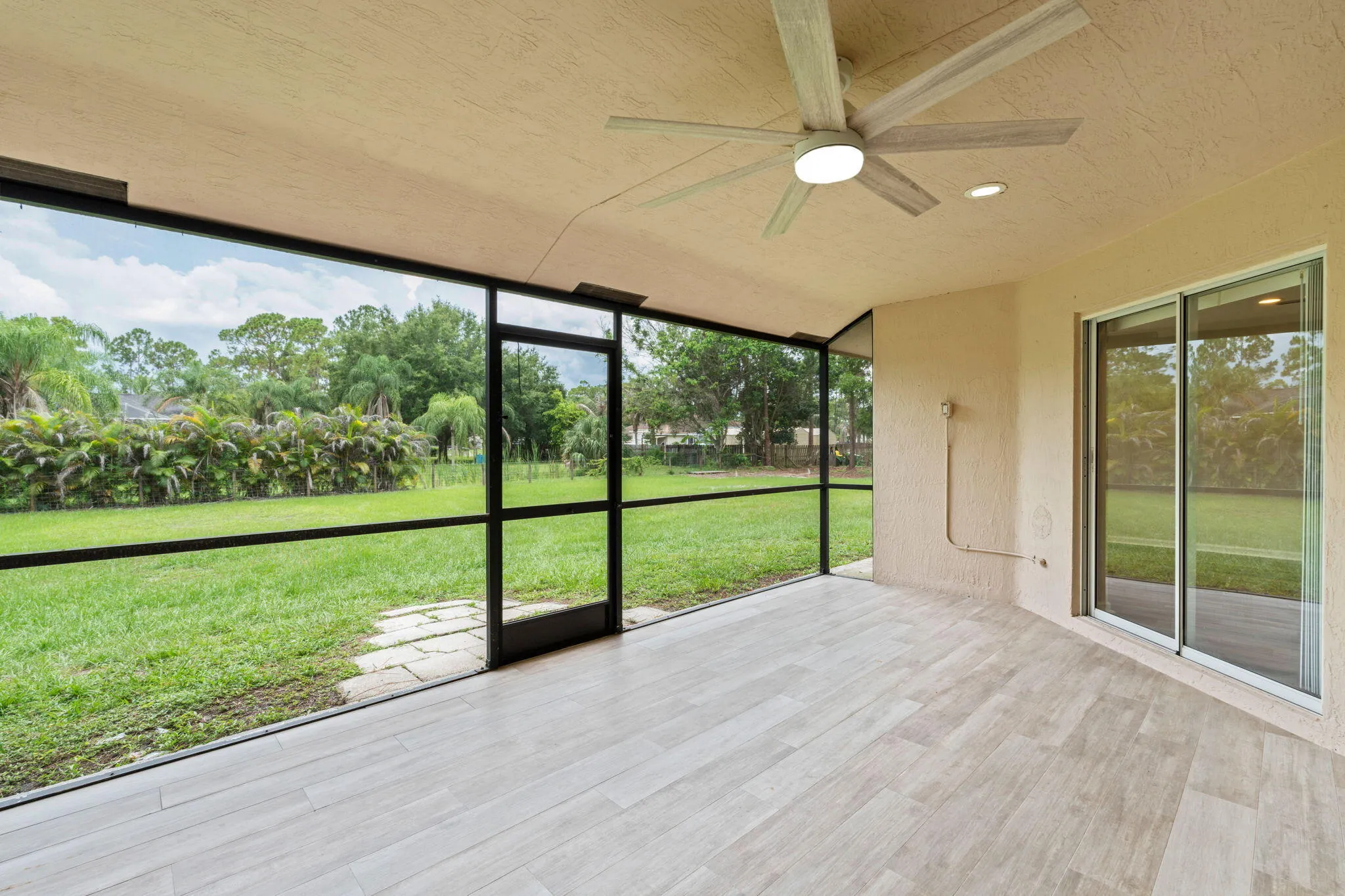 35-web-or-mls-A7409008