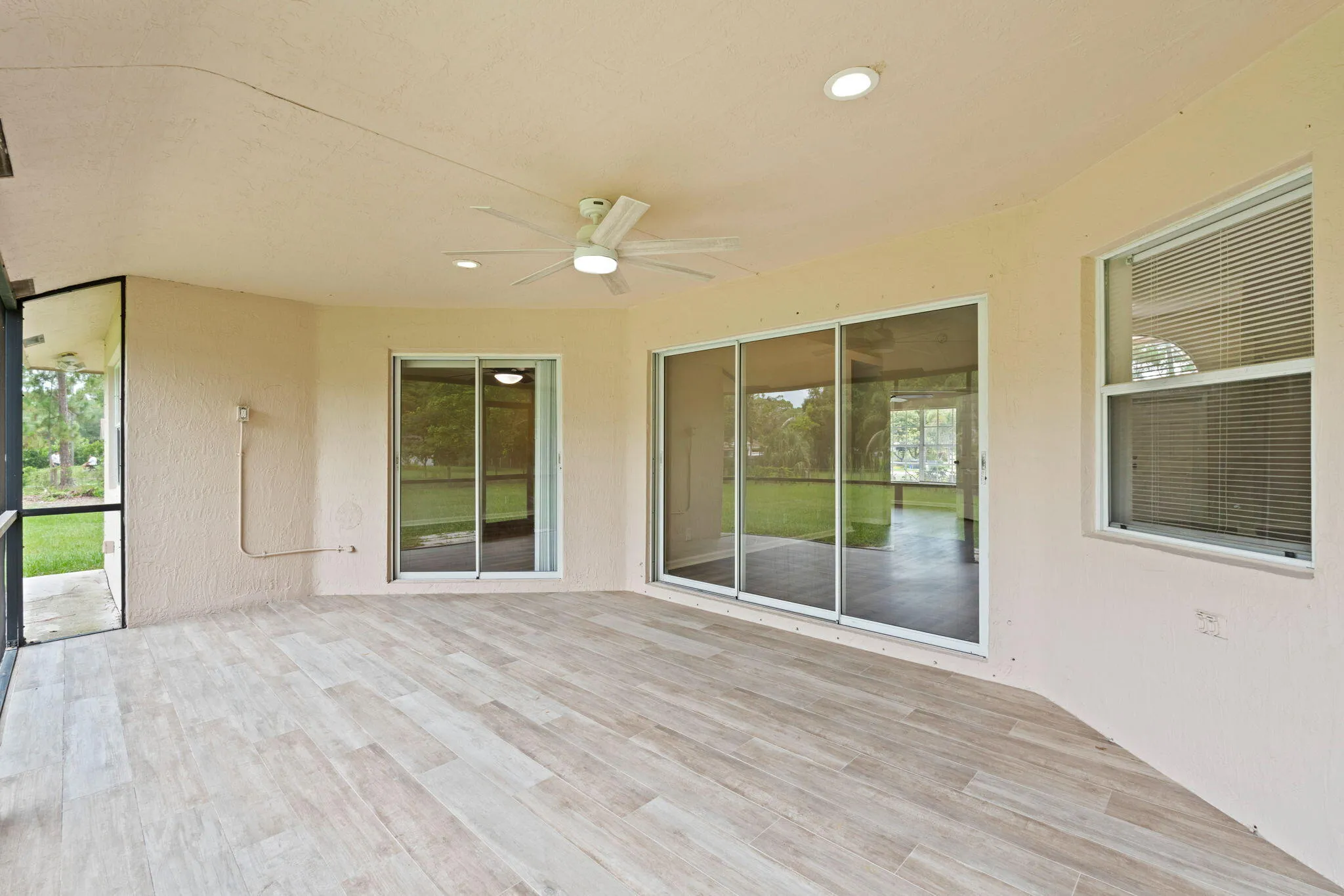 31-web-or-mls-A7408993