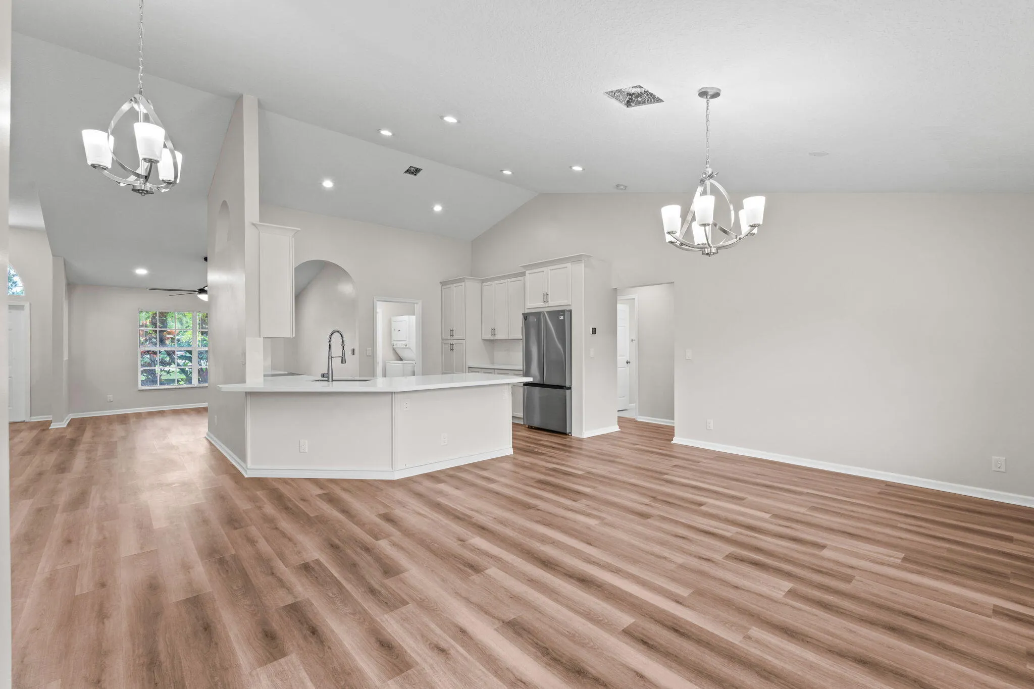 16-web-or-mls-A7409044
