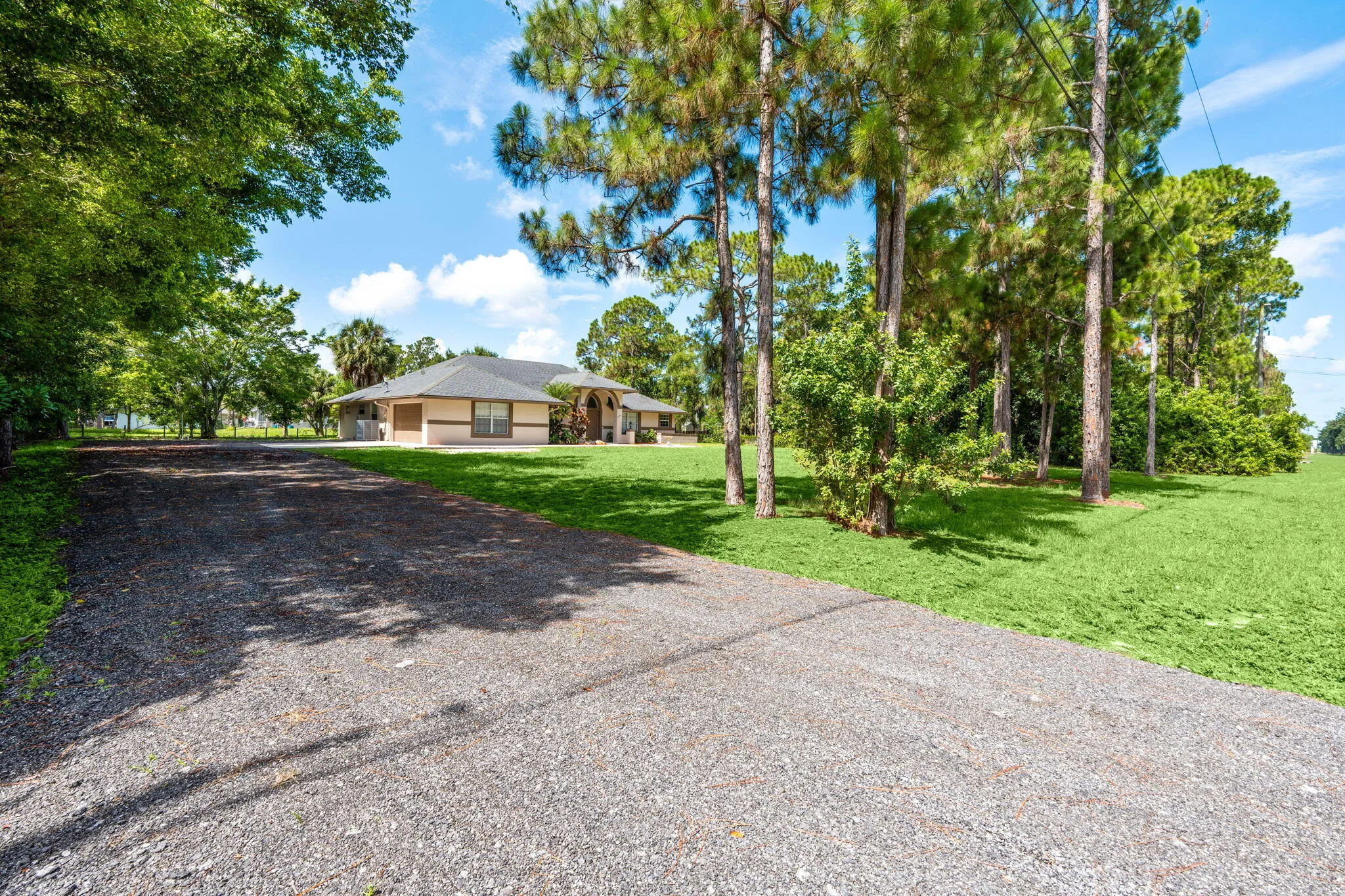 40-web-or-mls-A7408573