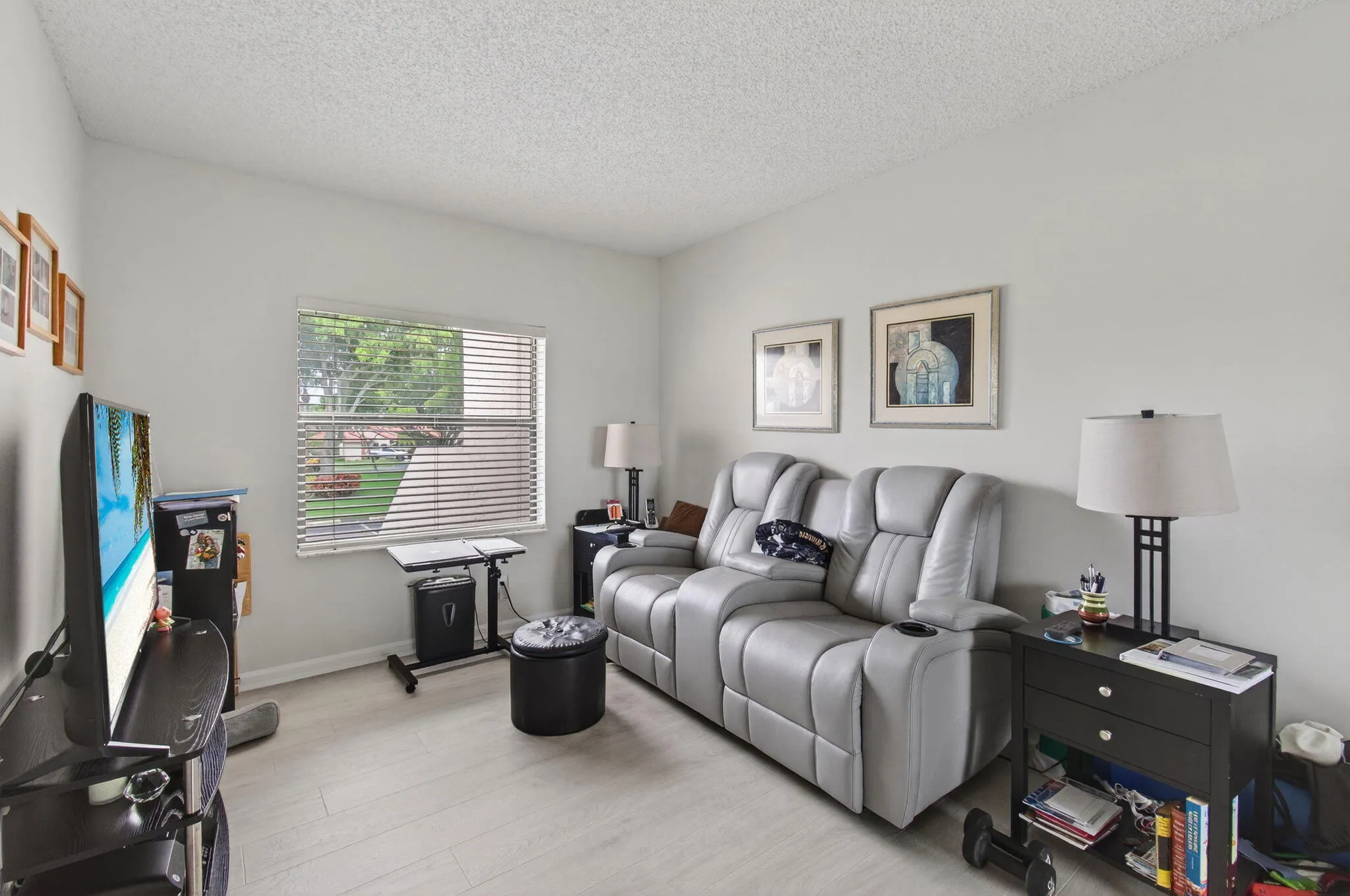 GUEST BEDROOM/DEN
