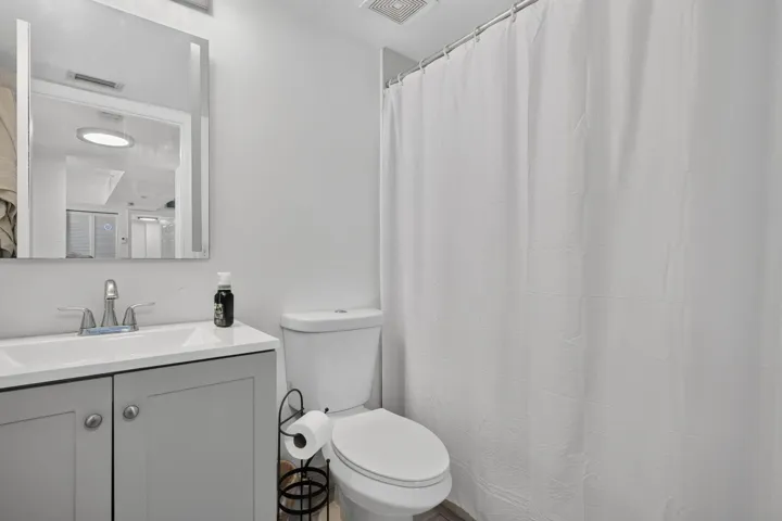 2nd Bathroom