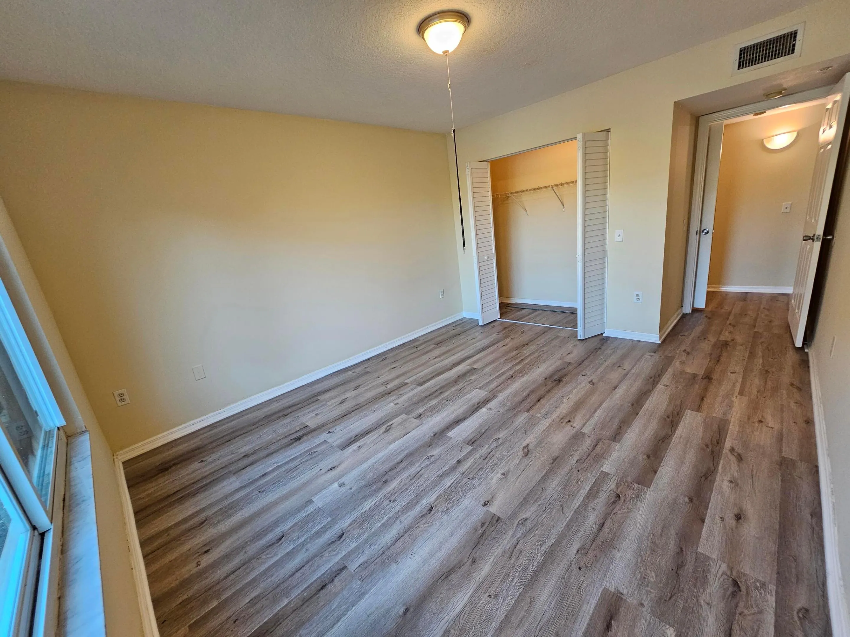 villa cir bedroom 2