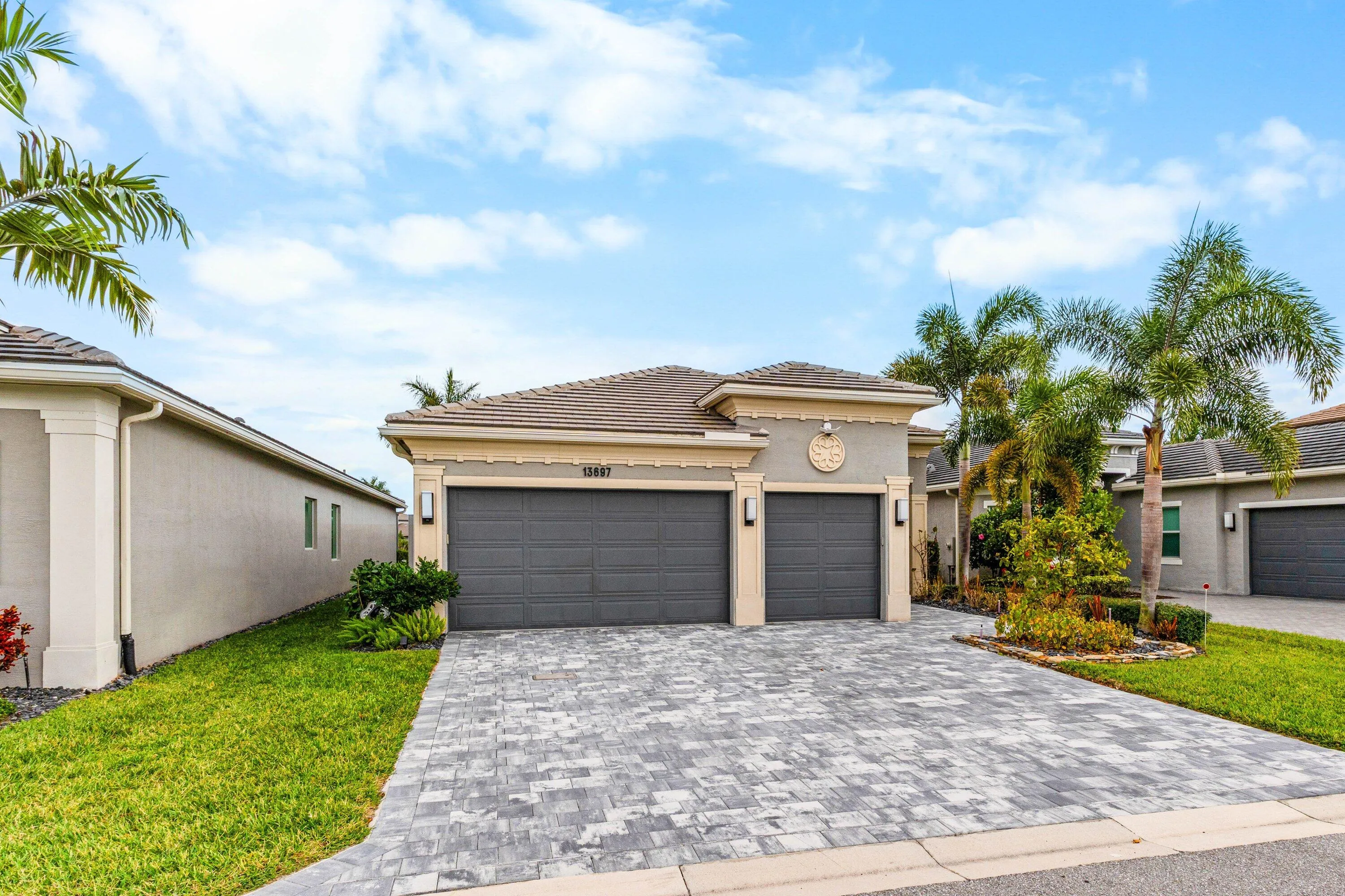 003-13697WhistlerMountainRoad-DelrayBeac