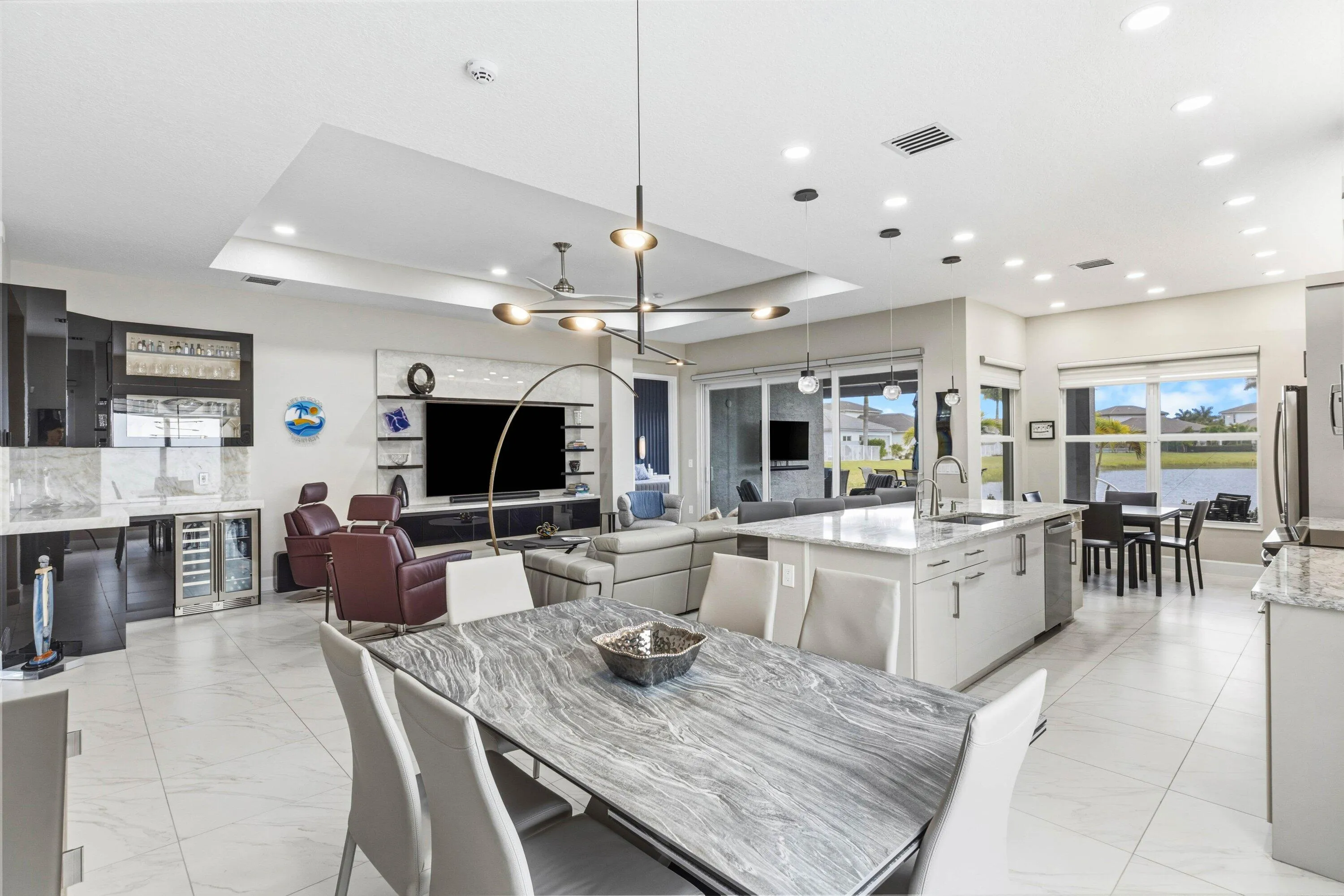 016-13697WhistlerMountainRoad-DelrayBeac