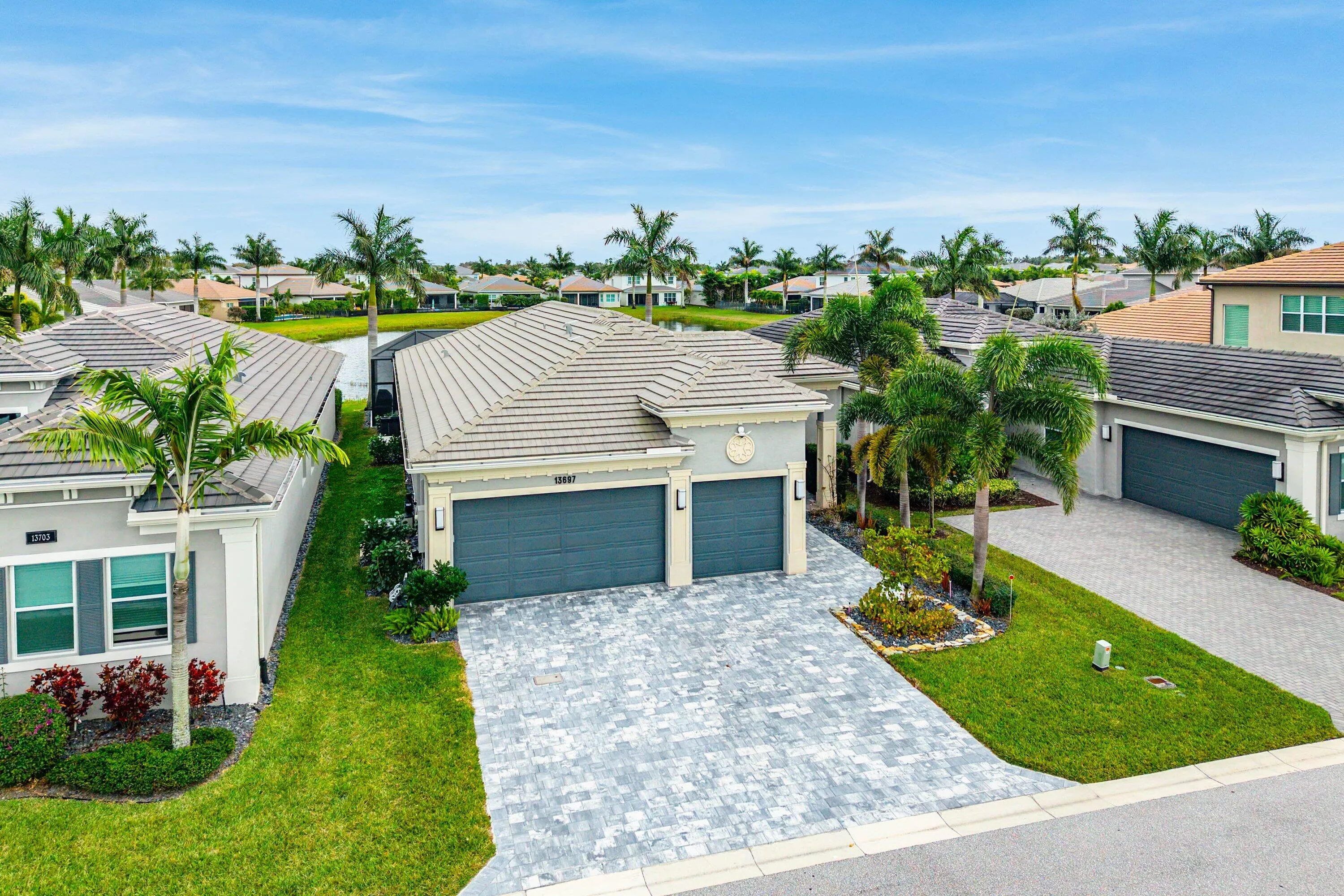043-13697WhistlerMountainRoad-DelrayBeac
