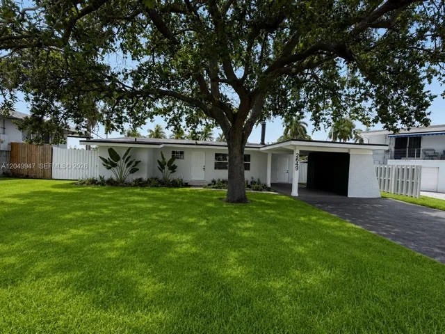 Front​​‌​​​​‌​​‌‌​‌‌​​​‌‌​‌​‌​‌​​​‌​​ Yard