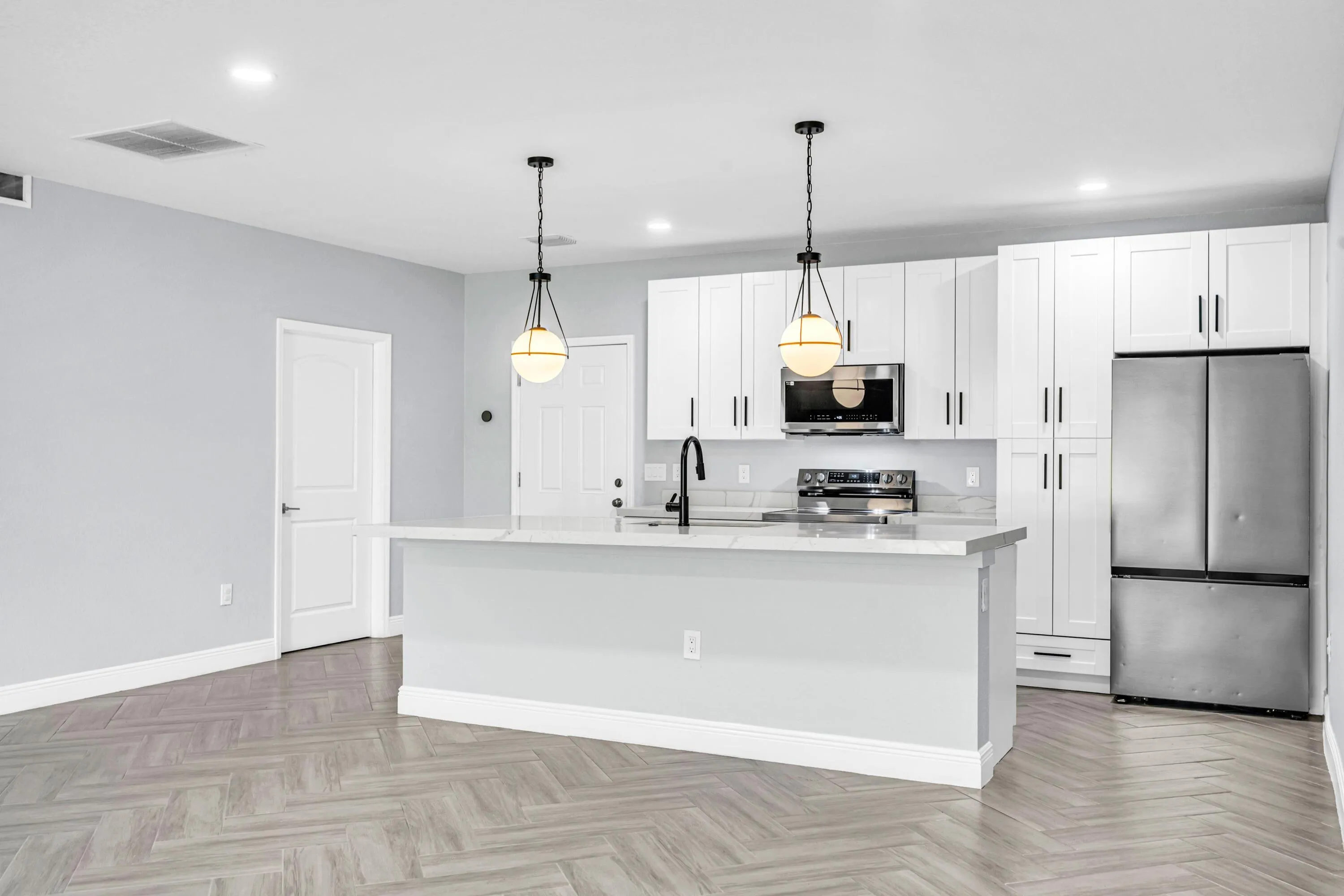 333 NW 41ST-10