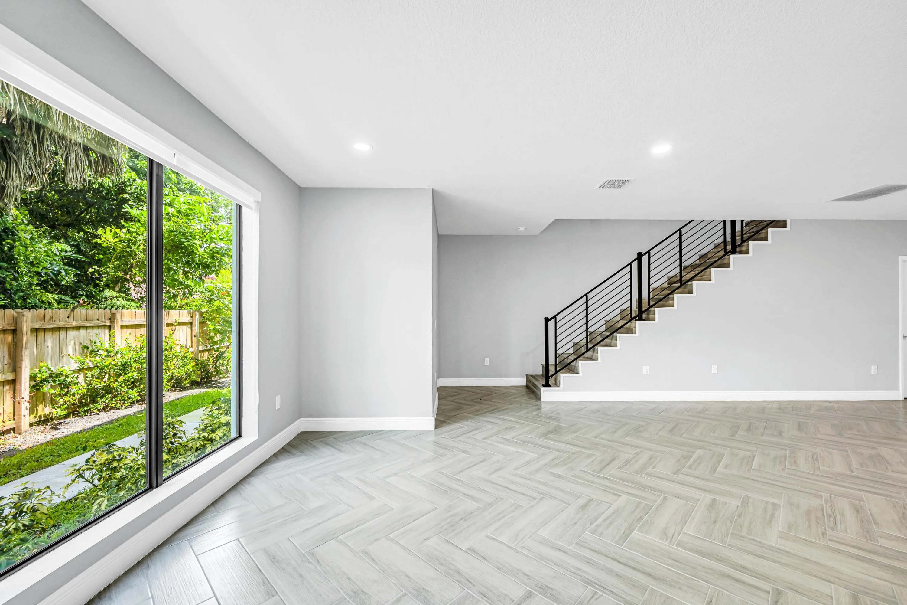 333 NW 41ST-7