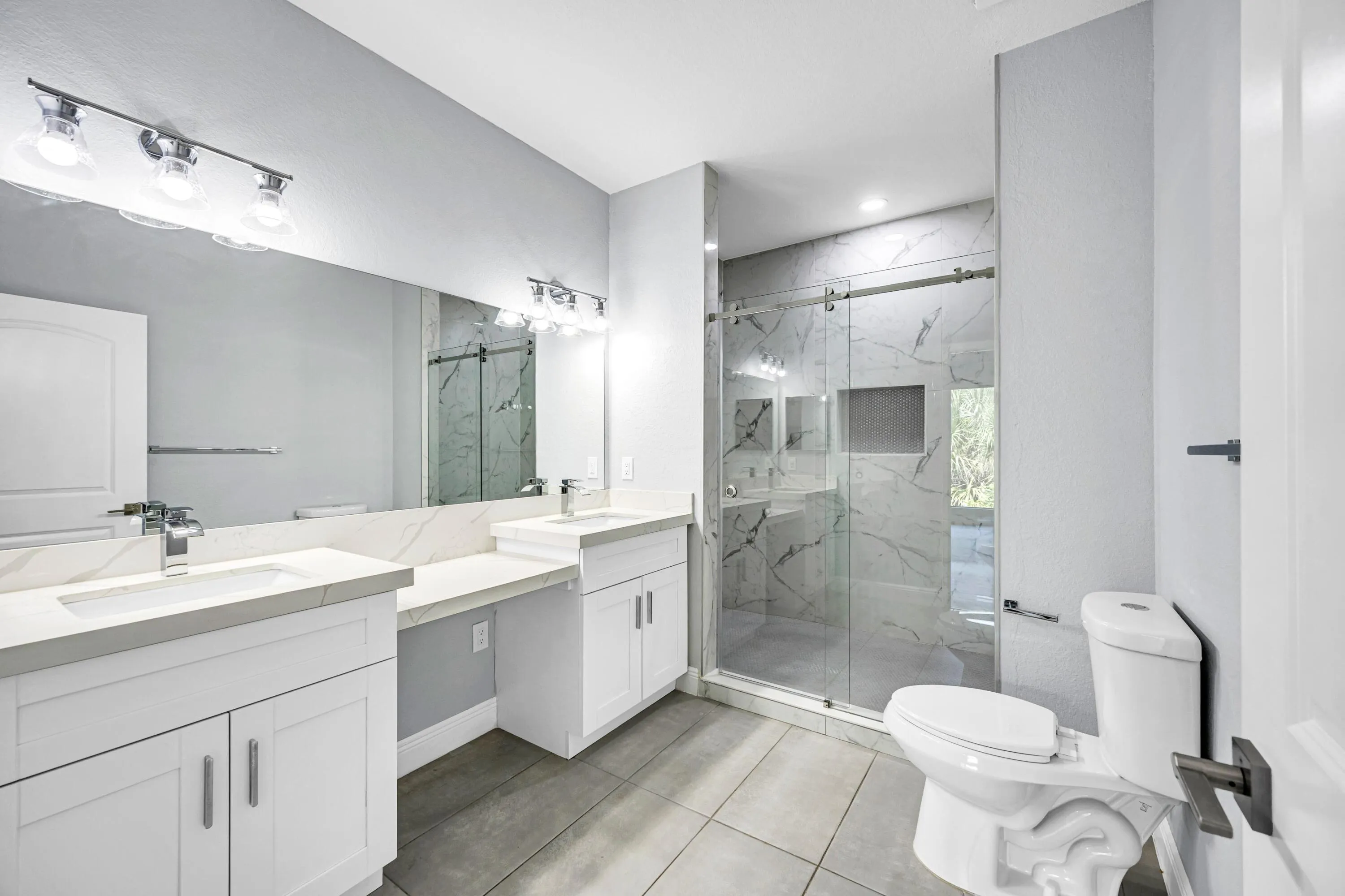 333 NW 41ST-27