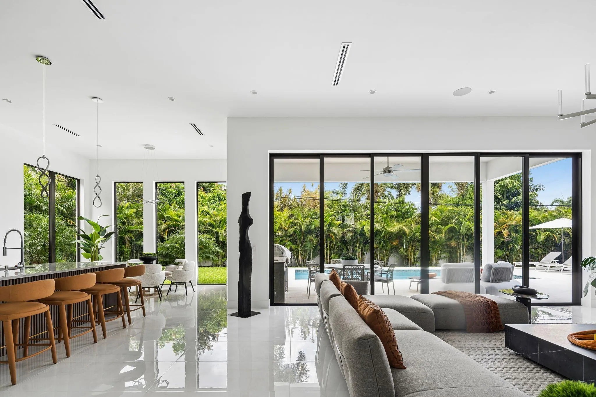 1040 NW 6th Terrace Boca Raton FL 23