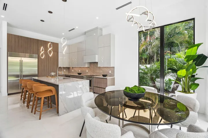 1040 NW 6th Terrace Boca Raton FL 18