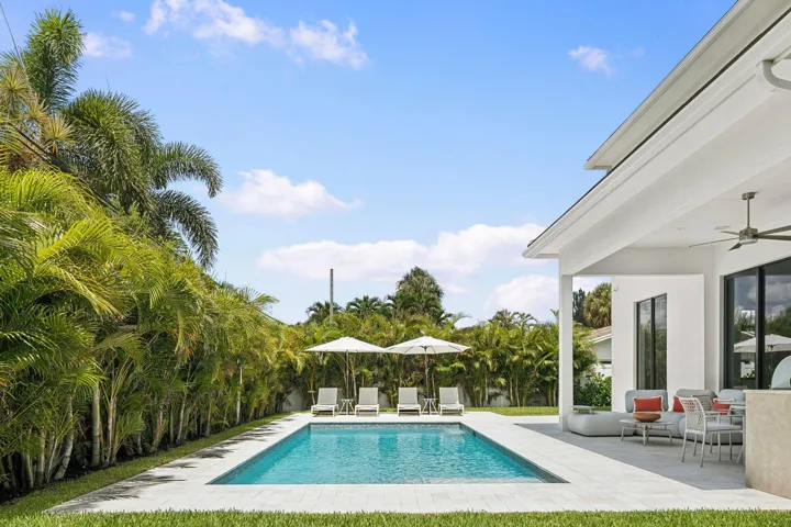 1040 NW 6th Terrace Boca Raton FL 80