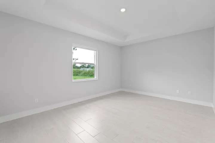 Manin Bedroom