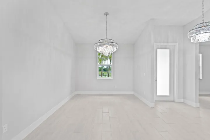 Foyer Entry