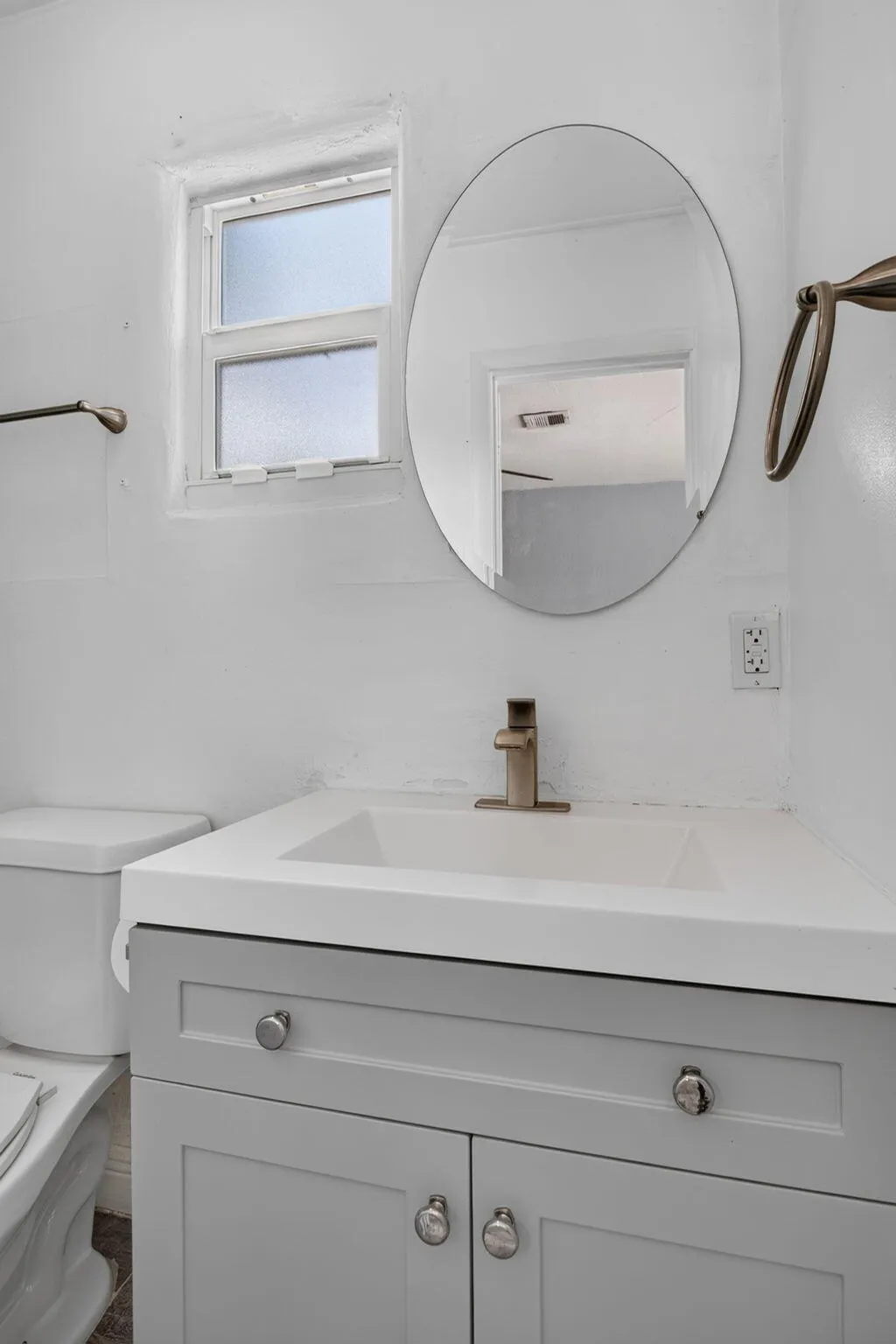 27-web-or-mls-2811-6981
