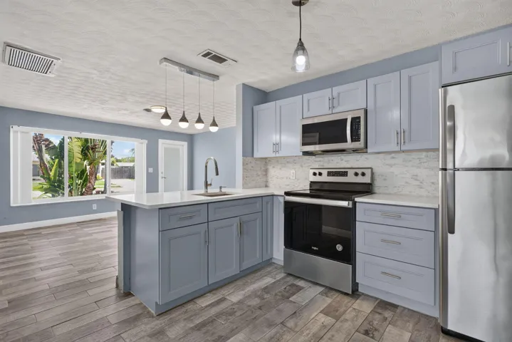 18-web-or-mls-2811-6936