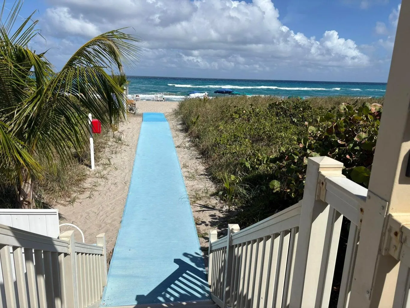 SAND BEACH