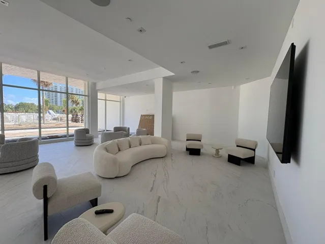 SOCIAL ROOM