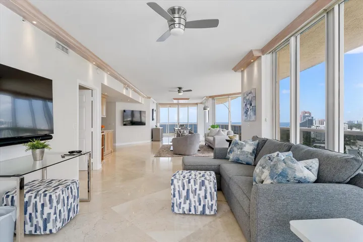 02-3100 N Ocean Blvd unit 1508_002