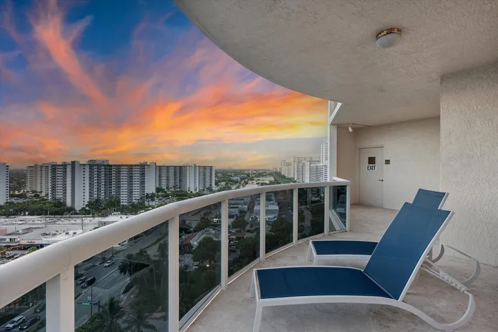 18-3100 N Ocean Blvd u1508 Twilight_002