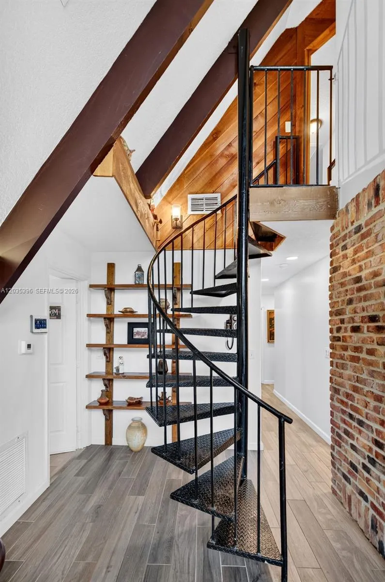 Property photo 120