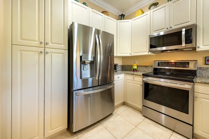 016-007-Kitchen-1500x1000