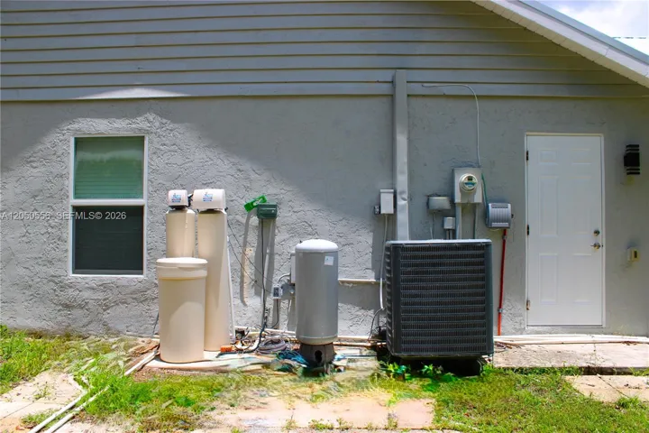 PURIFICATION/ SOFTNER SYSTEM & 5- TON AC UNIT