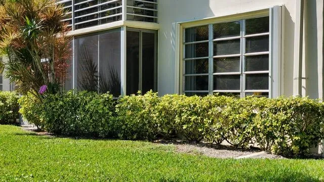 CORNER UNIT